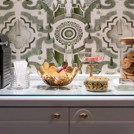 Dimora Del Mercante - Luxury بيت ضيافة *